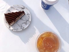 -Blue Concept Cafe&Farm·關於藍