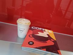 热澳式白咖啡-Manner Coffee(港汇恒隆广场店)