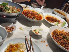 -初蓉丨遇见新川菜(亲贤街荣耀店)
