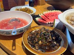 -头上红煨盐鸡·非遗院子餐厅