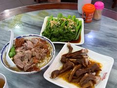 -香辉食馆(新兴路店)