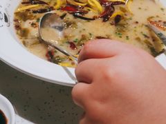 -江渔儿酸菜鱼(映月湖环宇城店)