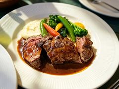 -福楼毕斯罗F Bistronome(国贸商城约会地标景观店)