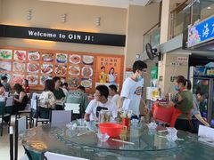 -覃记海鲜美食餐厅