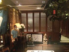 -八府香鸭·啫啫煲(华山路店)