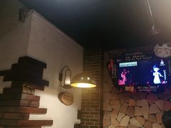-何师烧烤·香辣蟹·川菜·30年老品牌(太古里旗舰店)