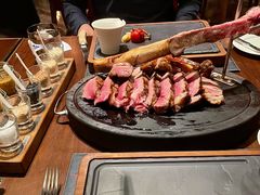 -恰餐厅及酒吧 CHAR Bar & Grill (北京丽都皇冠假日店)