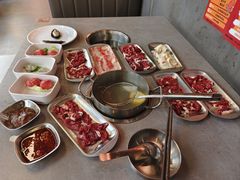 -张哞哞·鲜切牛肉自助火锅(高德置地店)