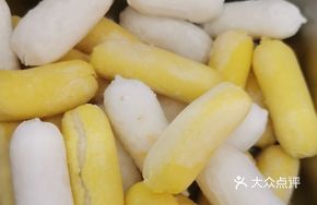 Clam Rice Noodles with Rice Cake