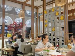 -三人行骨头王火锅(长寿店)