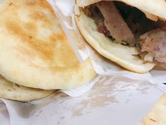 -闫家驴肉老店(华电一校店)