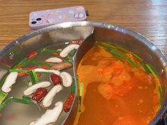 -呷哺呷哺(万达新世界店)
