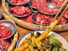 -云阿蛮云南生烫牛肉米线(奉贤路店)