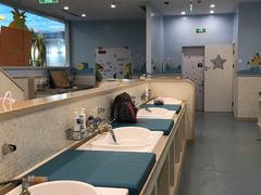 -戊辰亲子游泳俱乐部