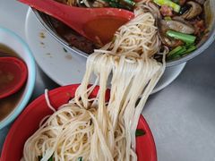 -铁锅哥米线