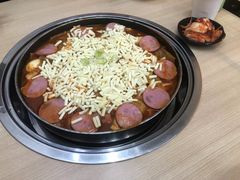 -三清洞摩西韩式年糕火锅(威高广场店)