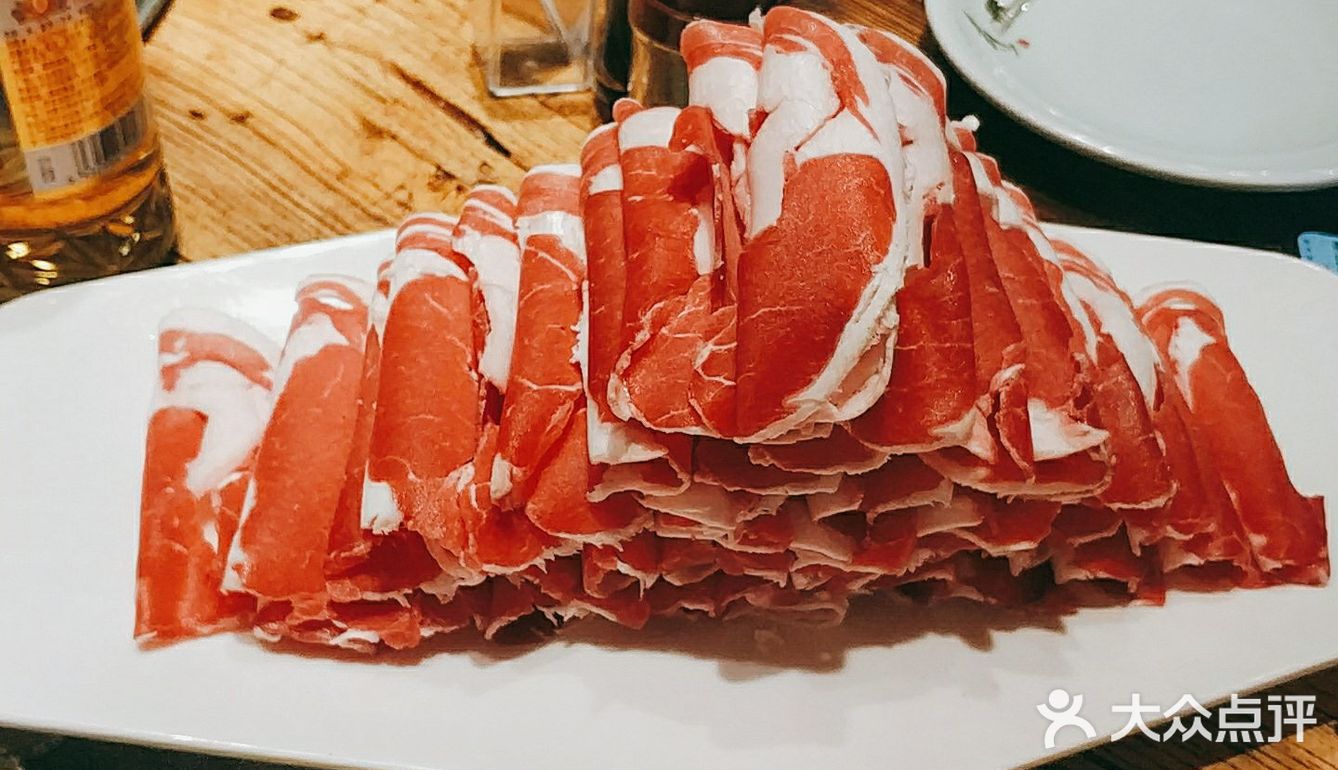 让我来告诉你内蒙的涮羊肉应该怎么涮?  