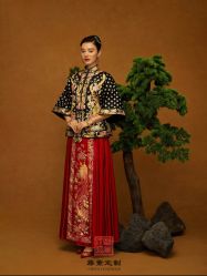 点击看大图 -藤薰定制中式嫁衣礼服旗袍店