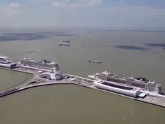 -吴淞口国际邮轮码头-停车场