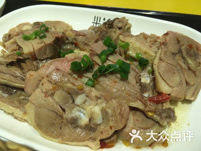 香辣鸭腿饭