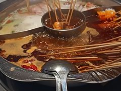 -佰人王串串香火锅(洋珠巷店)
