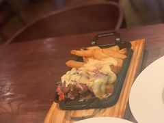 爆浆熔岩芝士牛小排-Bistro 63 创意融合料理(广粤天地店)