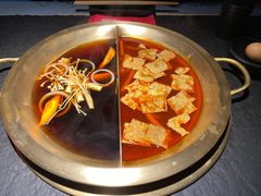 -九鼎轩脆毛肚火锅(南京东路店)