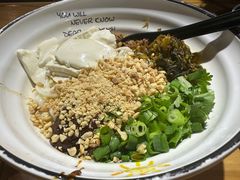 -蜗牛小馆醉乡民谣云南菜(惠新西里店)