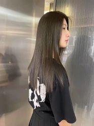 -苑苑发型设计