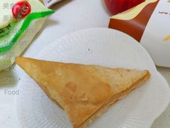 枫糖卡仕达三角派-麦当劳(虹口星荟中心店)