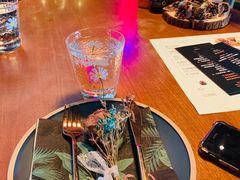 -TiKi餐厅酒吧