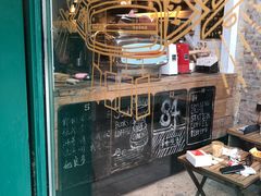 -查令84号咖啡馆(金大地1912东西街店)