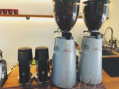 -Line 咖啡(石厦花园店)