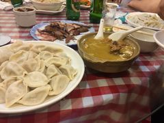 -东北四季饺子王(华山路店)