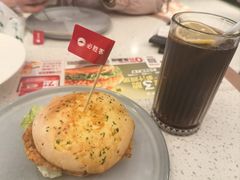 -必胜客(兴华中路PH店)