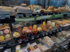 零售区-星巴克臻选(青岛麦凯乐分店)