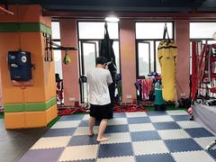 -臻元搏击格斗泰拳拳馆(港隆店)