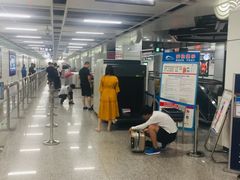 -新南门(地铁站)