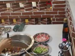 -憨铁匠老火锅(龙岗万科里店)