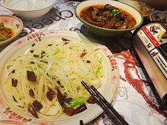 -耙吉吉川味小酒馆(本地人回头店)