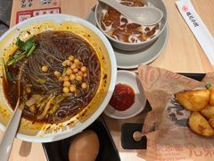 -遇见小面(东方宝泰店)