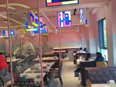 -肥肥虾庄·金牌油焖大虾(首义路店)