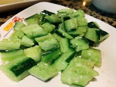 刀拍黄瓜-黄记煌三汁焖锅(渝北金港国际店)