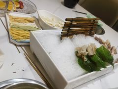 -帝皇海海鲜豆捞(桐泾商务广场店)