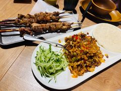 -耶里夏丽·新疆菜·28年喀什老馆(田林东路店)