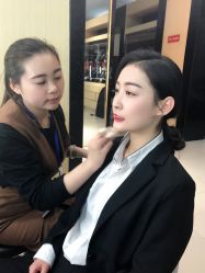 -完美新娘婚纱摄影