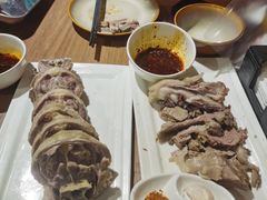 -贯贯吉·清真餐厅(浙江中路店)