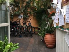 -拖板鞋咖啡旅行酒店(春熙路地铁站店)