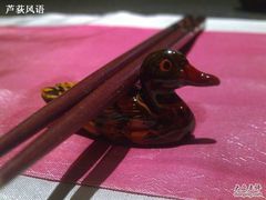 可爱的小鸭子筷子托-将太无二·北美传奇寿司(瑞士公寓店)