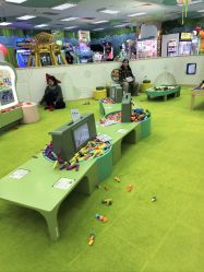 -莫莉幻想儿童乐园(北京金隅嘉品店)